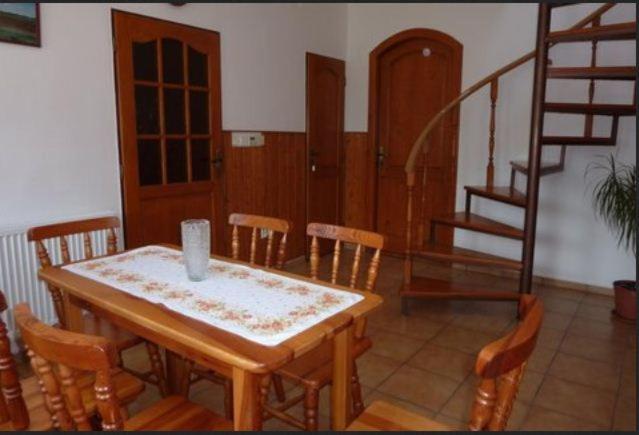 Apartman Foldes Tibor Villa Velky Meder Bilik gambar